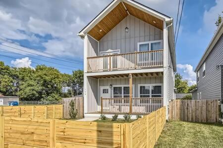 New Build 5 Min To Broadway Sleeps 10 Villa Nashville Bagian luar foto