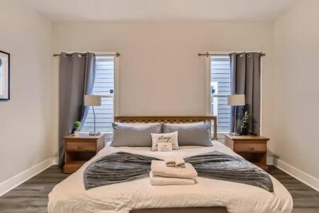New Build 5 Min To Broadway Sleeps 10 Villa Nashville Bagian luar foto